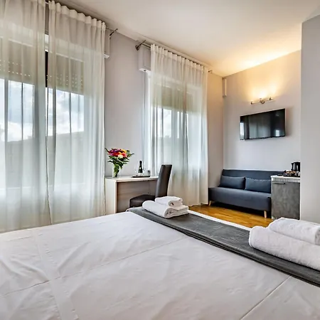 Bed & Breakfast Residenza24 Florence